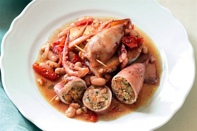 Totani ripieni ai frutti di mare con cannellini